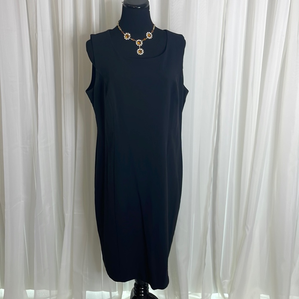 Little Black BRIGGS NEW YORK Sleeveless Dress, size 14
